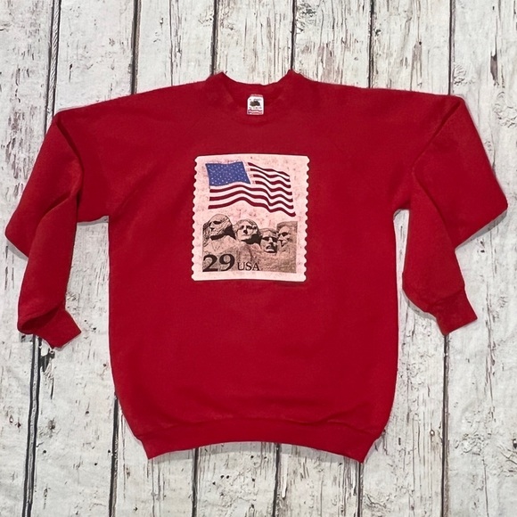 Vintage 90s Mount Rushmore 29 Cent USA Stamp 1991 Red Crewneck Sweatshirt - Picture 1 of 5